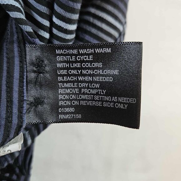 J. Ferrar Long Sleeve Button Up Shirt Mens Sz XL (17.5) Gray Flowers 100% Cotton - Picture 9 of 9